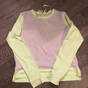 Lululemon Women’s Shirt